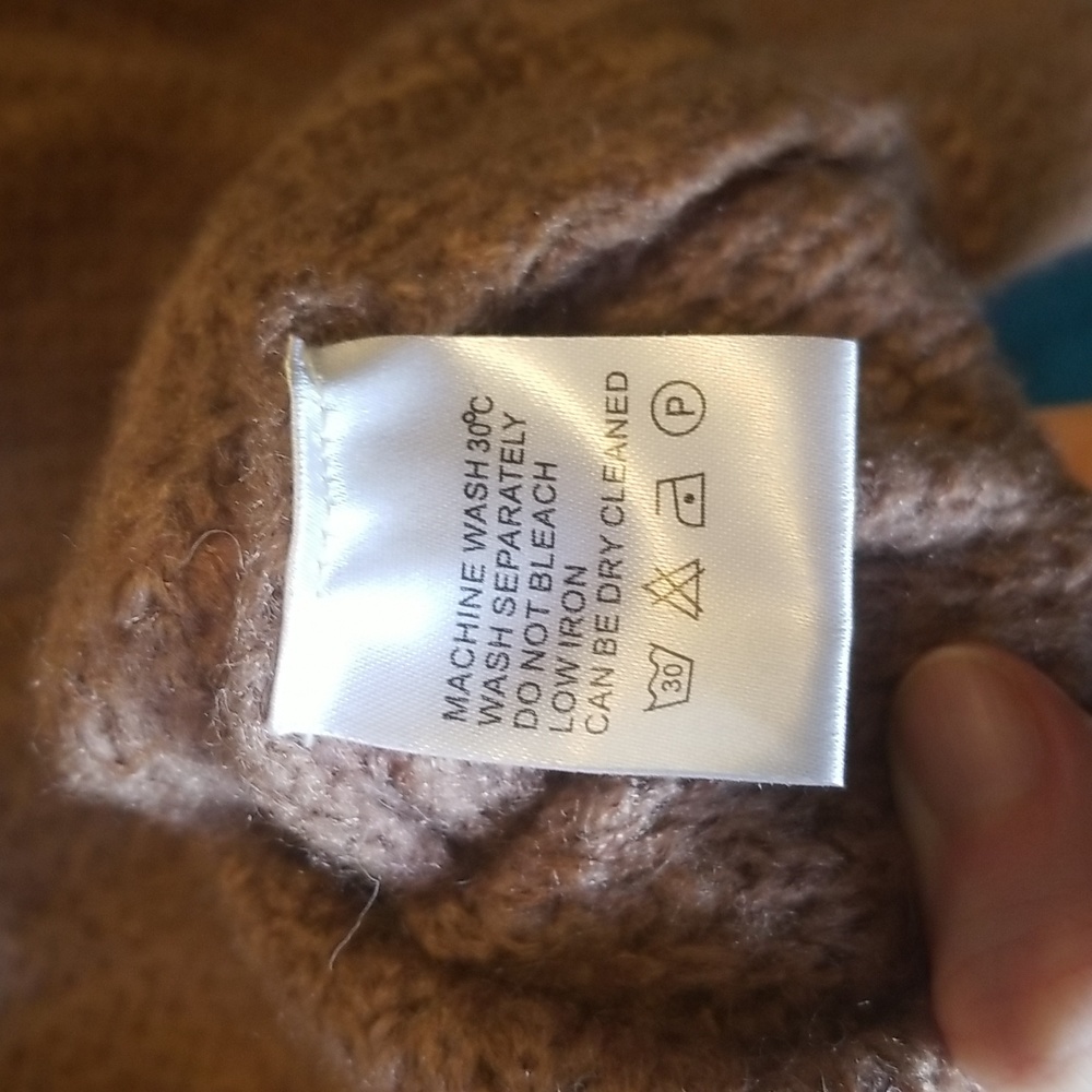 Merry Fun, Tan, Knitted Sweater, Size X-Large, Light Weight. - Picture 4 of 4